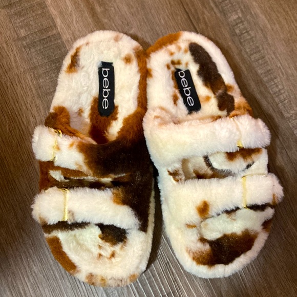 BeBe soft Animal Print Slide Sandals - Picture 9 of 9